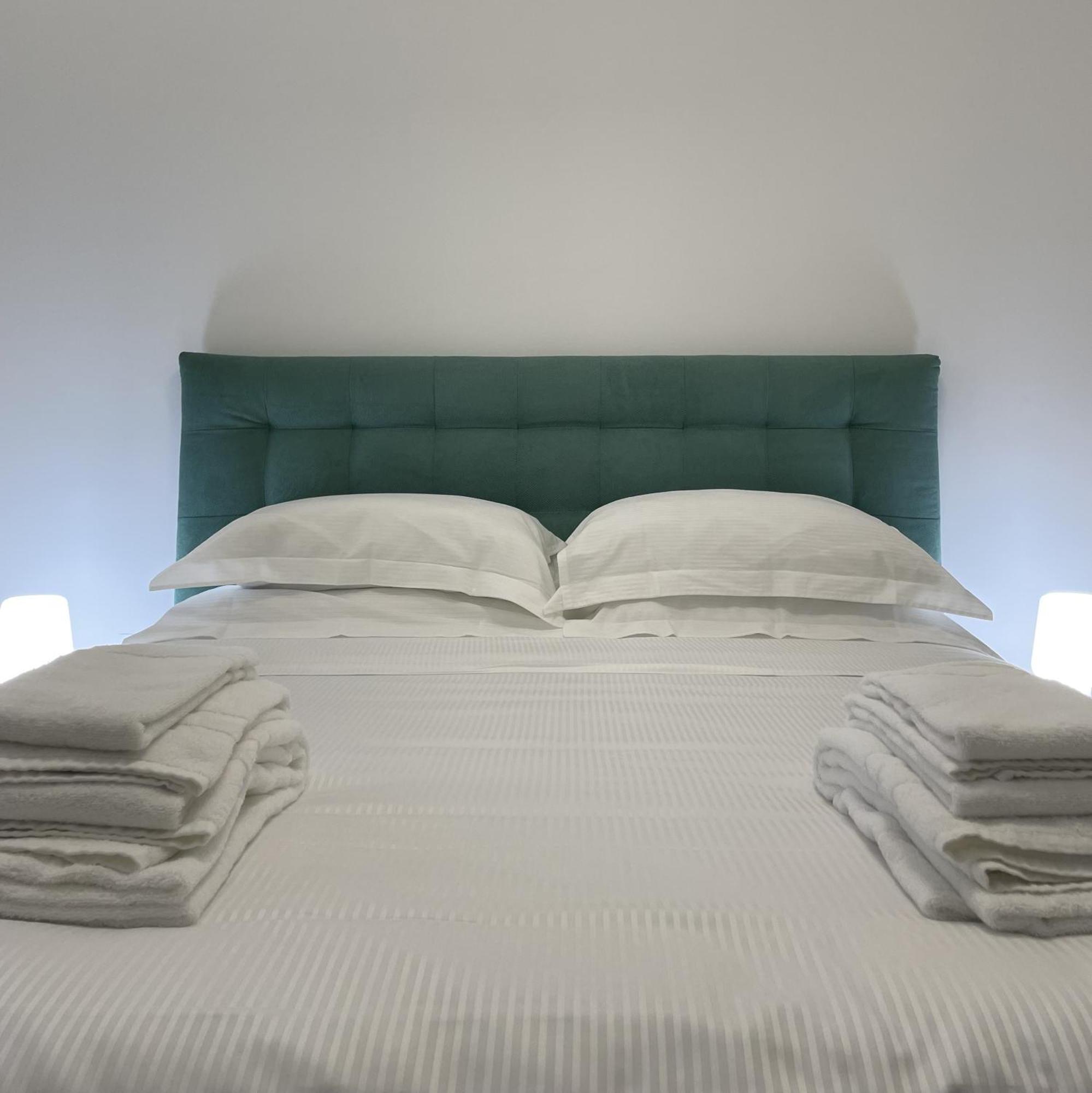 Mila By The Blue Twins Apartments Milano Exterior photo